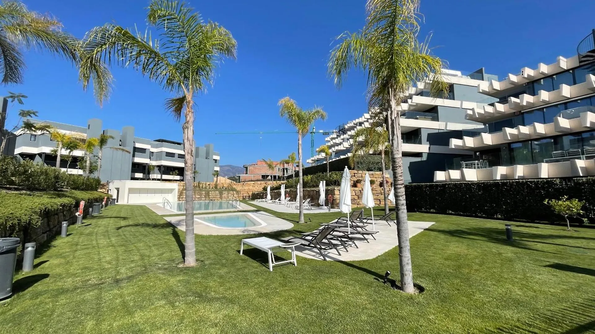 Intermobiliaria Rentals - Oasis 325 2D Estepona